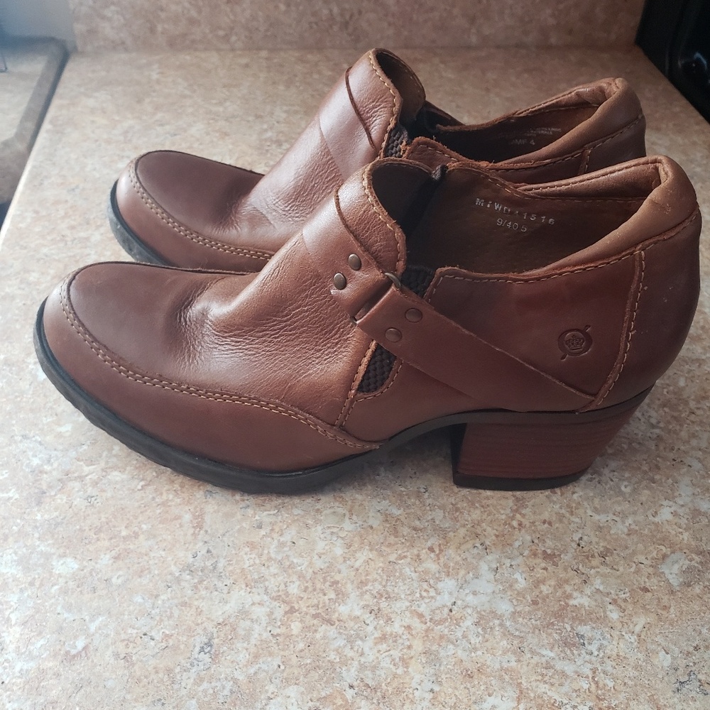 Boots name brand from reba,sprit,madden